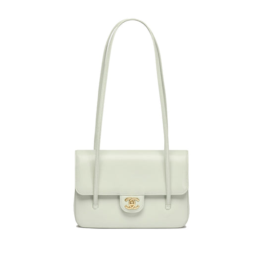 샤넬 제니 26 스몰 플랩백 그레인드 샤이니 카프스킨 & 골드 메탈 라이트그린